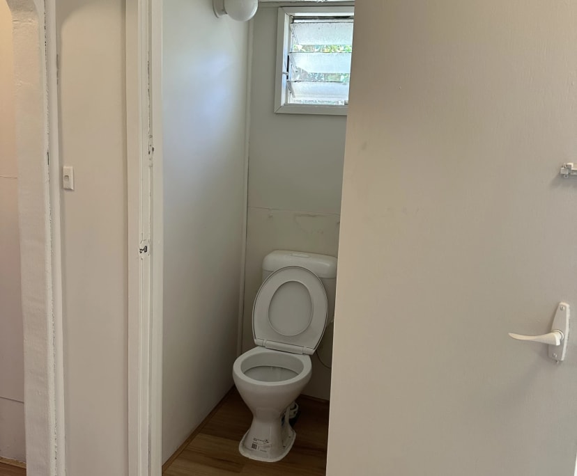 Whole property with 2 rooms for rent