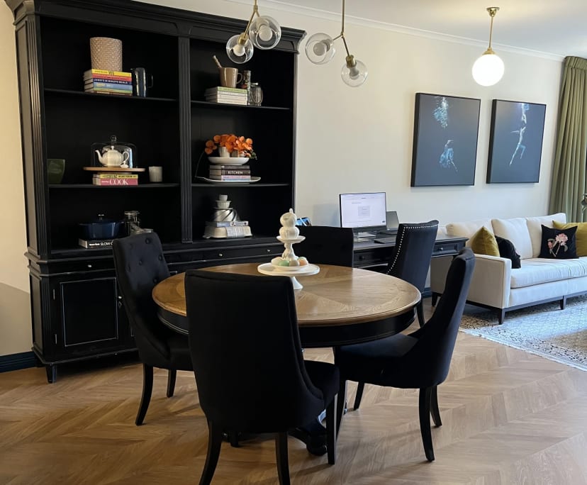 Furnished room in a flatshare