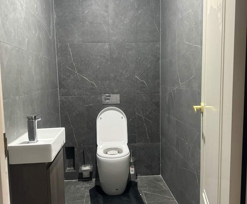 $360, Share-house, 4 bathrooms, Applecross WA 6153