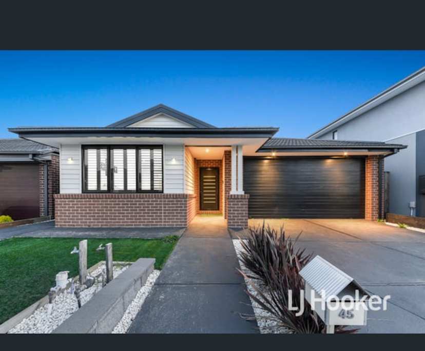 $275, Share-house, 4 bathrooms, Cranbourne East VIC 3977