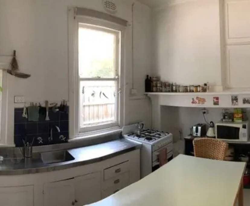 Unfurnished room in a share house