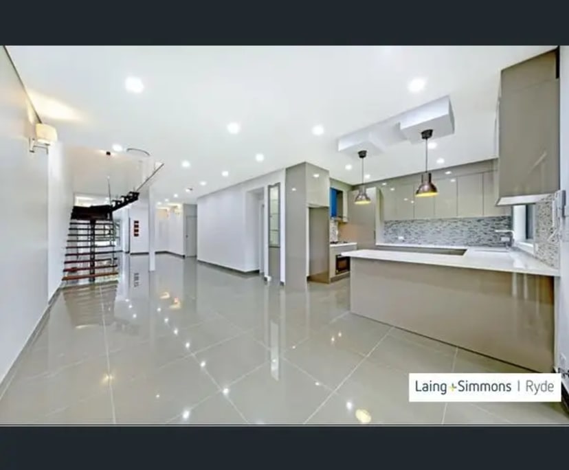 Furnished room in a share house