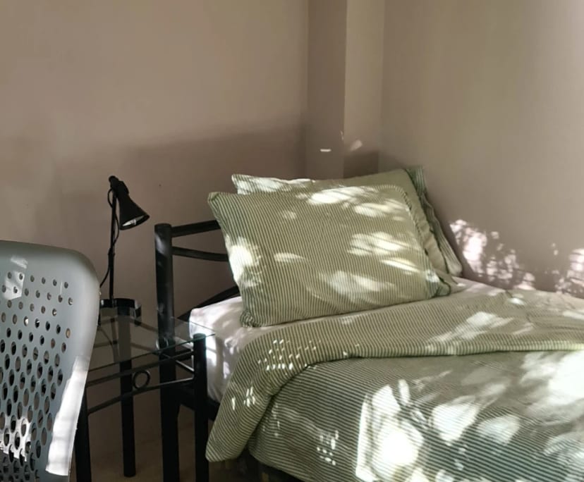 Furnished room with own bathroom
