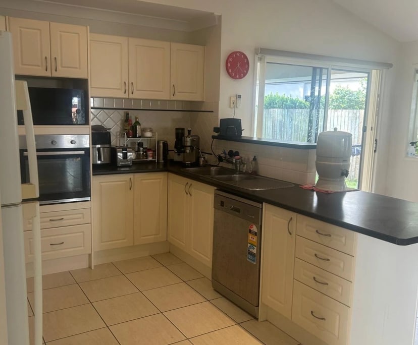 $400, Share-house, 4 bathrooms, Twin Waters QLD 4564