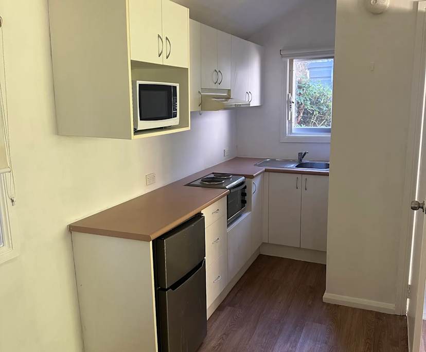 Unfurnished room granny flat for rent