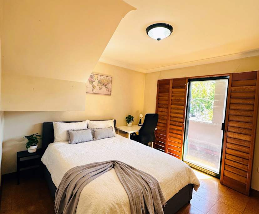 $370, Share-house, 5 bathrooms, Glebe NSW 2037