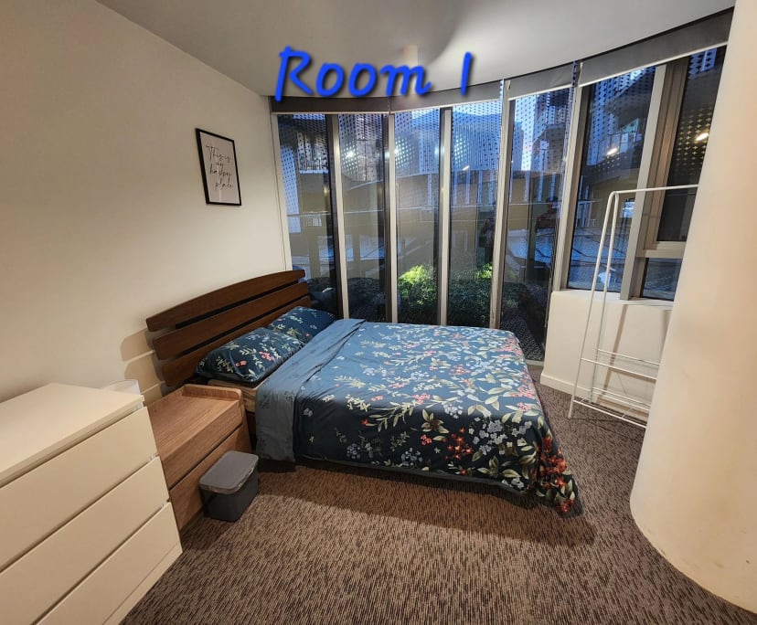 Furnished room in a flatshare