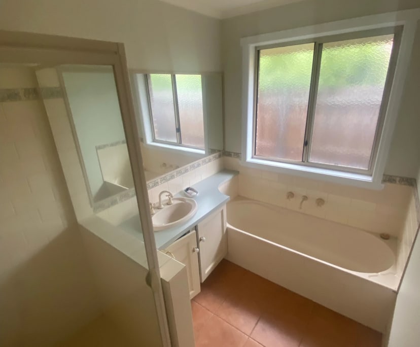 Room in a share house