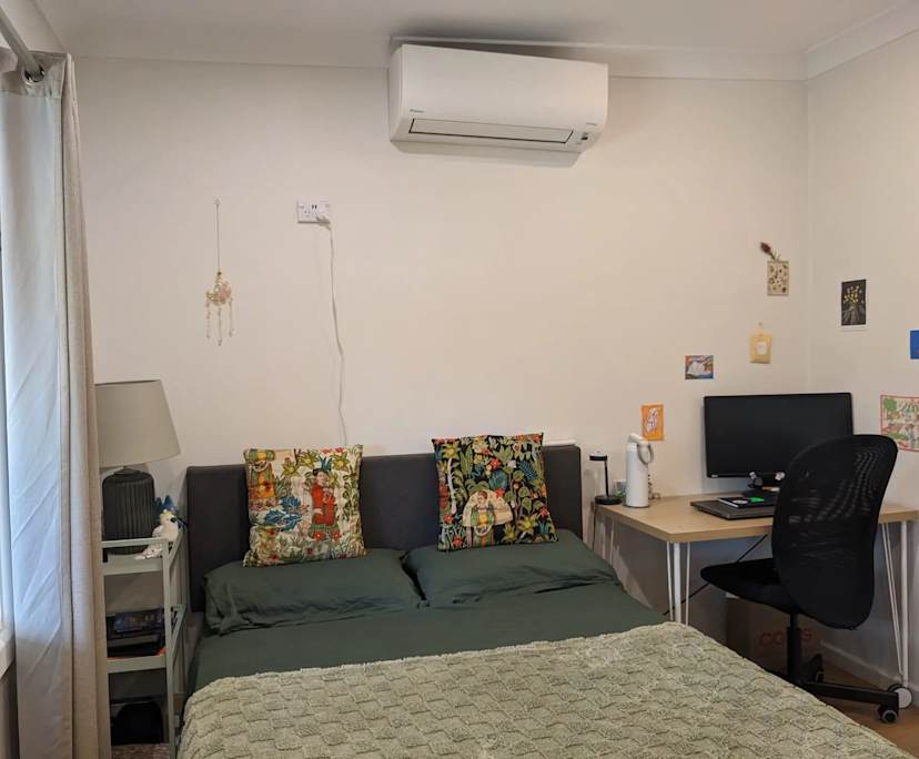 Furnished room in a share house