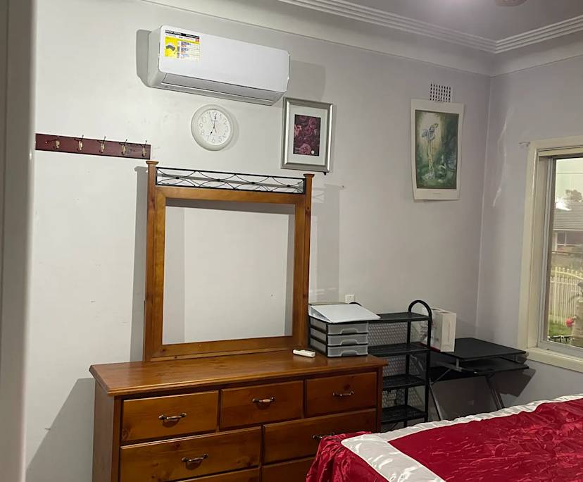 Furnished room in a share house