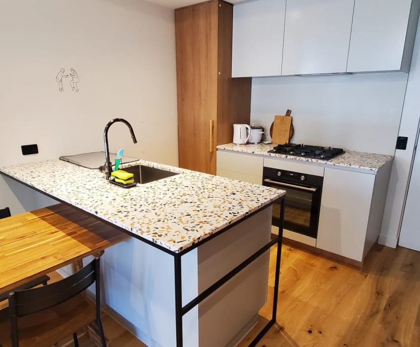 $455, Flatshare, 2 bathrooms, South Melbourne VIC 3205