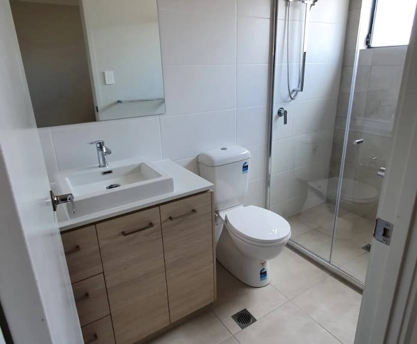 $250, Share-house, 4 bathrooms, Greenbank QLD 4124