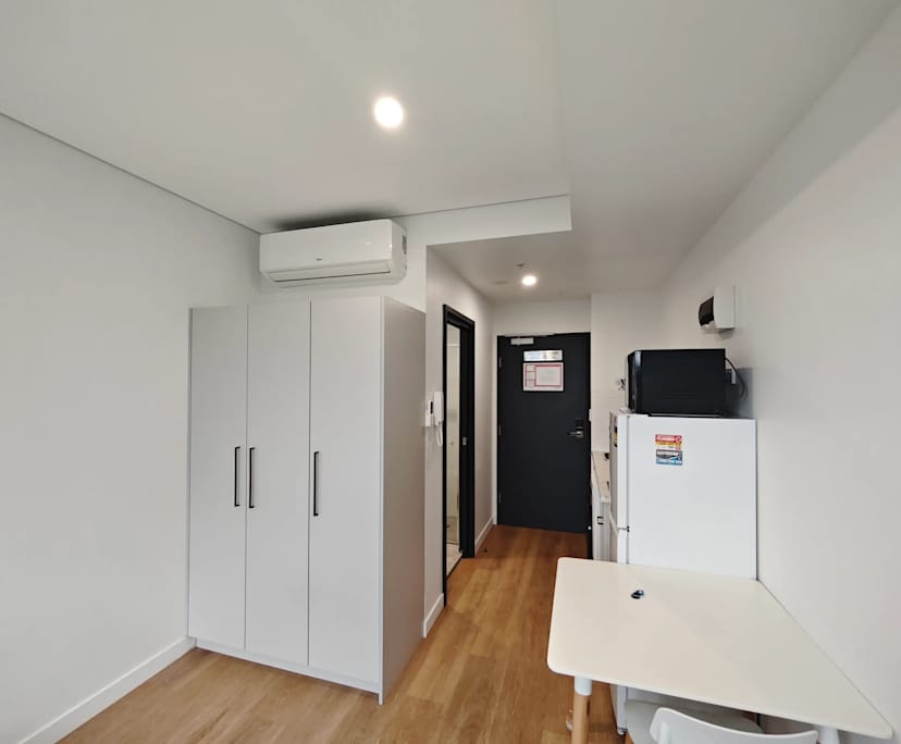 Furnished room studio flat for rent