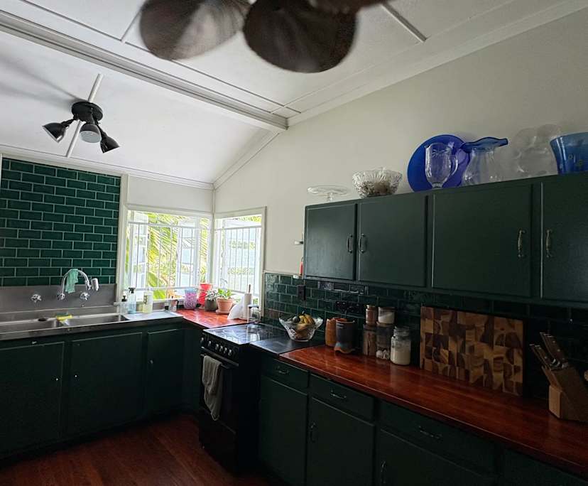 $260, Share-house, 3 bathrooms, Currajong QLD 4812