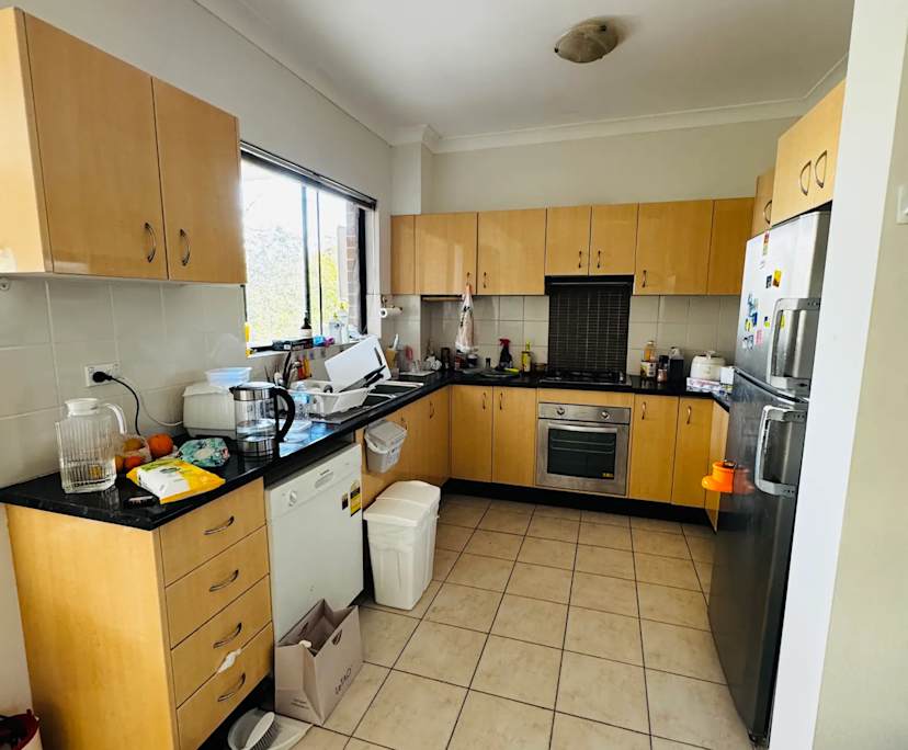 Furnished room in a flatshare
