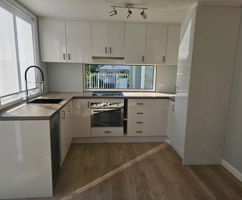 Unfurnished room granny flat for rent