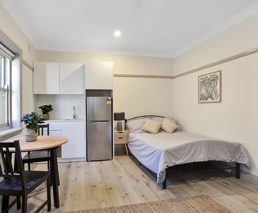 Room for Rent in Potts Point, Sydney 360, Furnish...