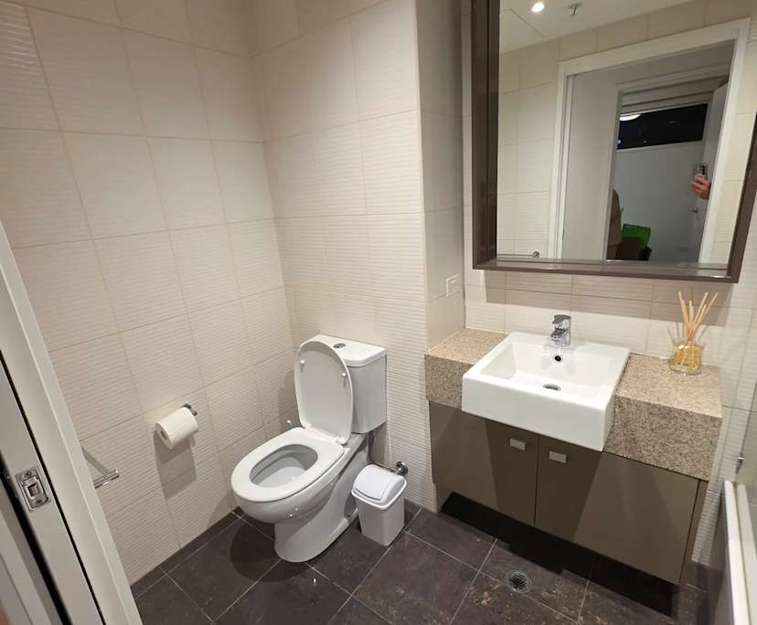 $250, Flatshare, 3 bathrooms, West Melbourne VIC 3003