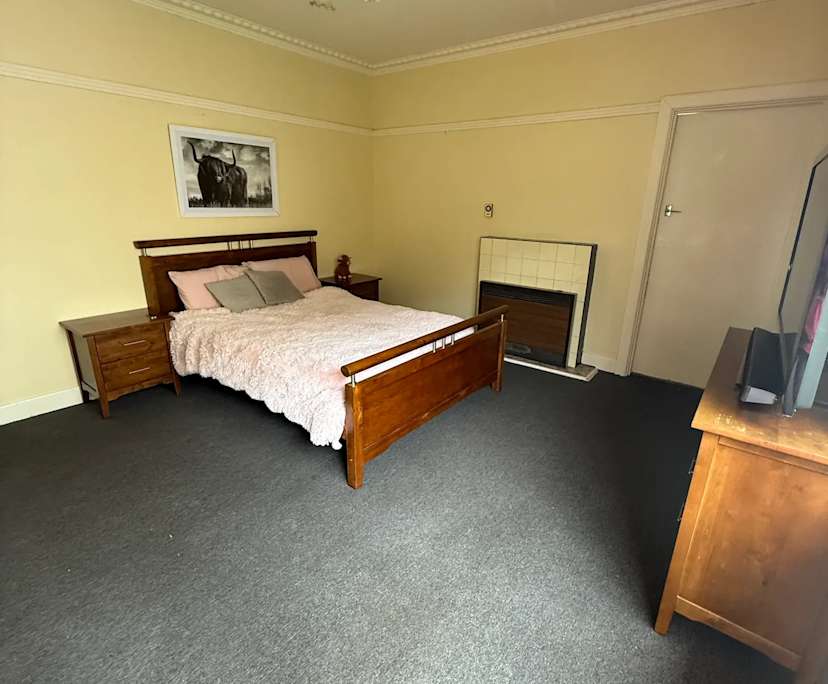 $350, Share-house, 3 bathrooms, Spotswood VIC 3015