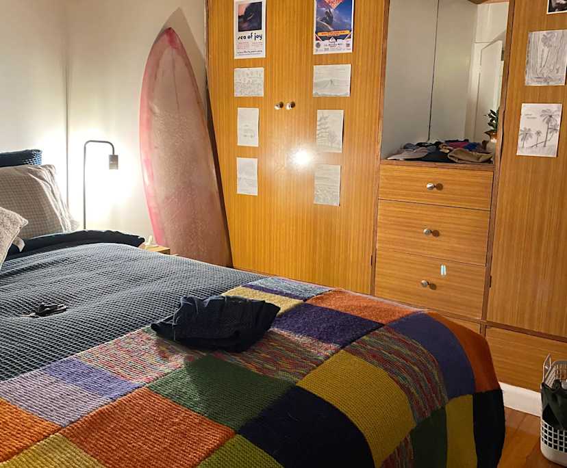 Furnished room in a share house