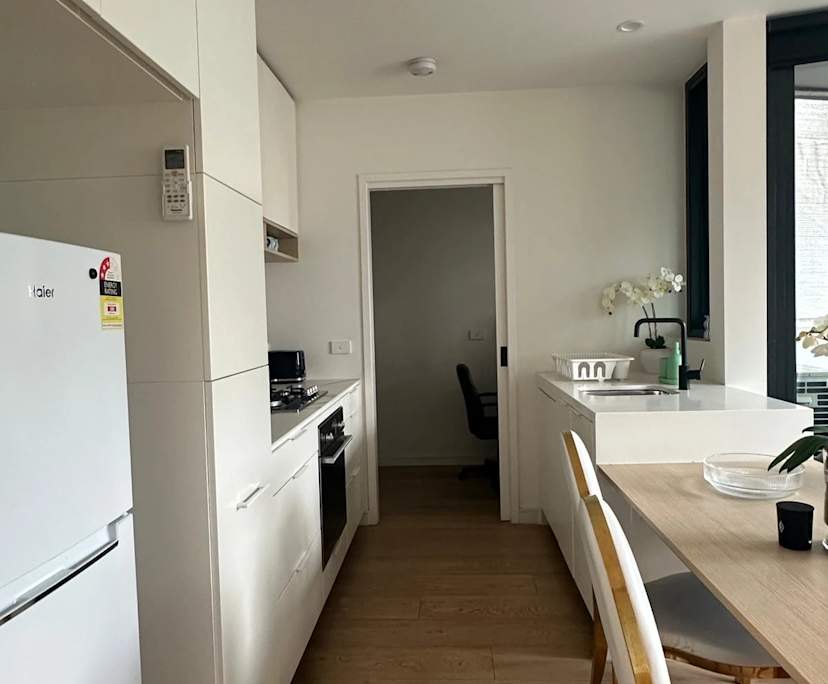 $650, 1-bed, 1 bathroom, Ivanhoe VIC 3079