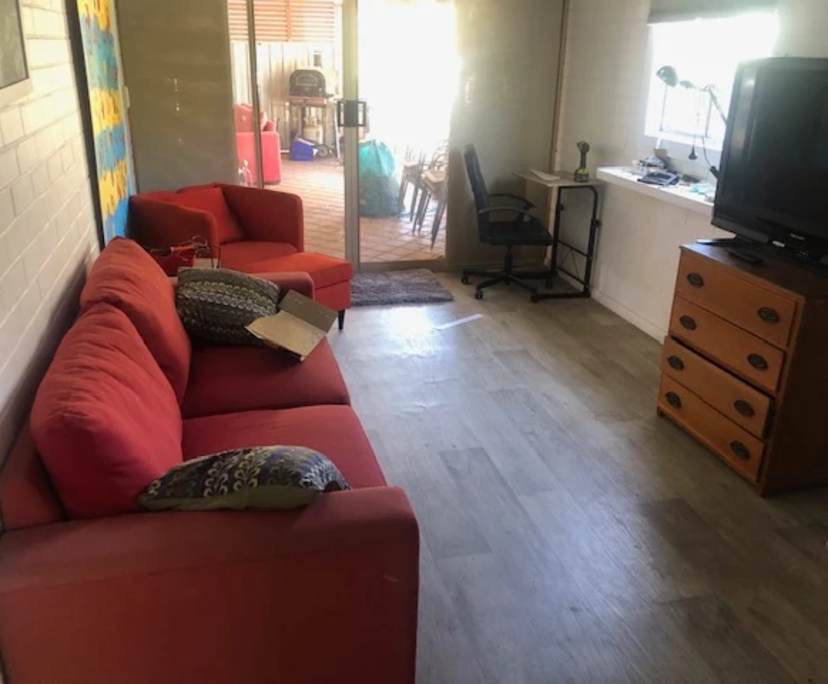 $330, Share-house, 3 bathrooms, Hamersley WA 6022
