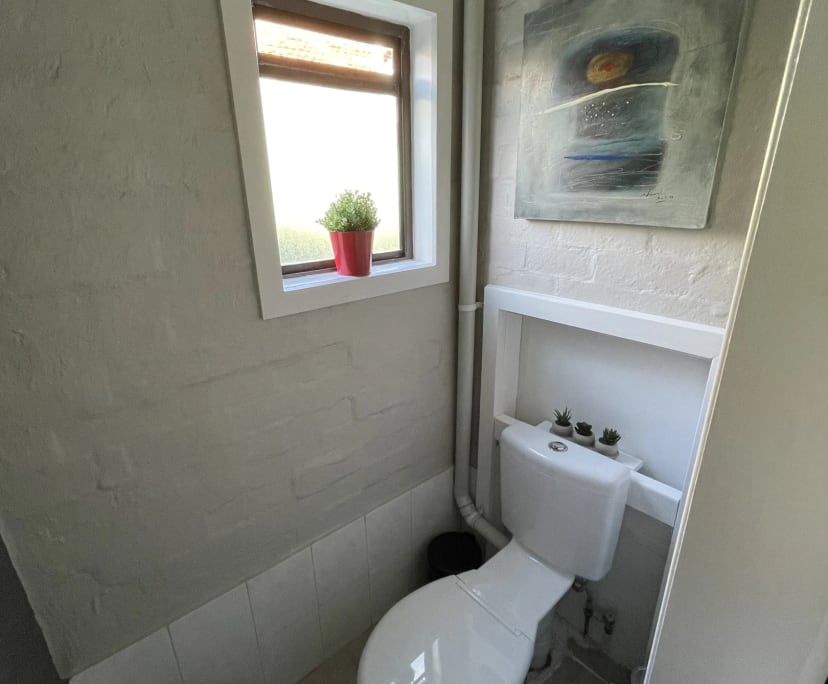$320, Share-house, 6 bathrooms, Kingsville VIC 3012