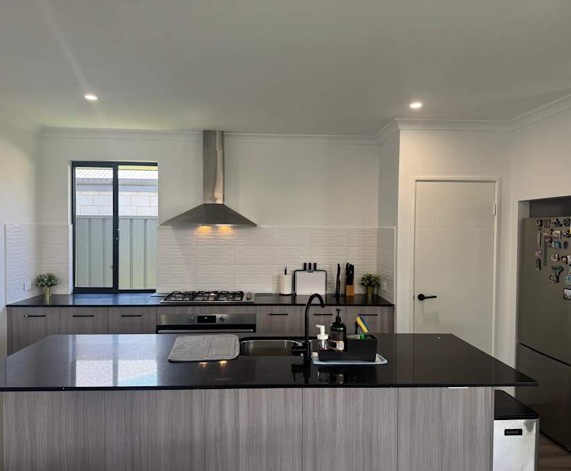 $300, Share-house, 3 bathrooms, Hilbert WA 6112