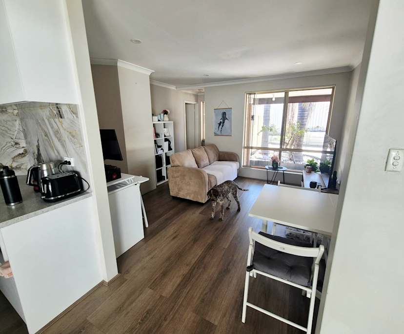 Unfurnished room in a share house