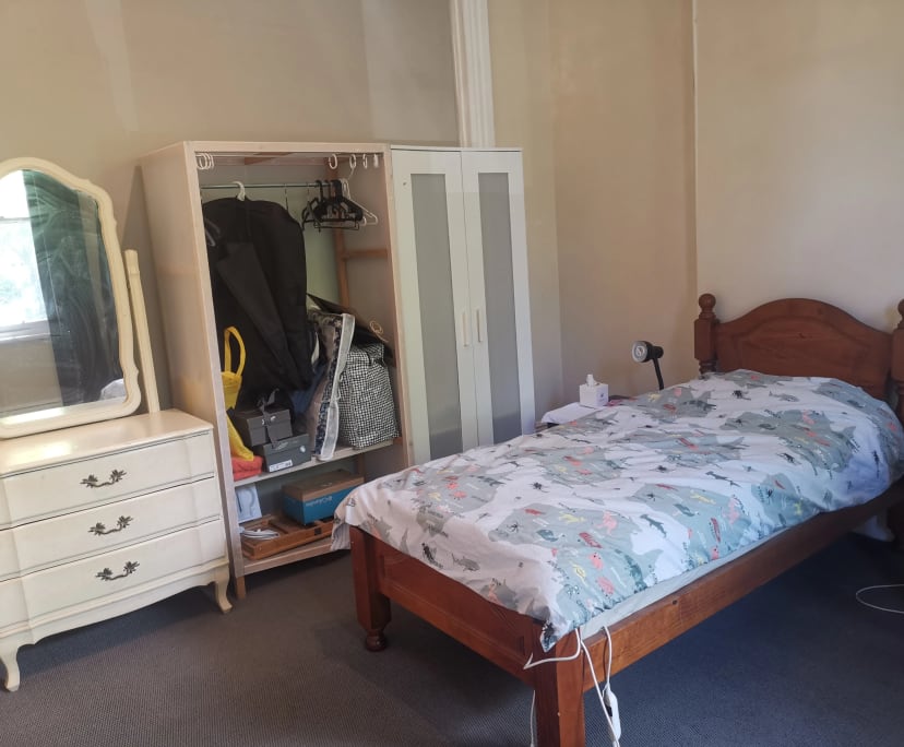 Furnished room in a share house