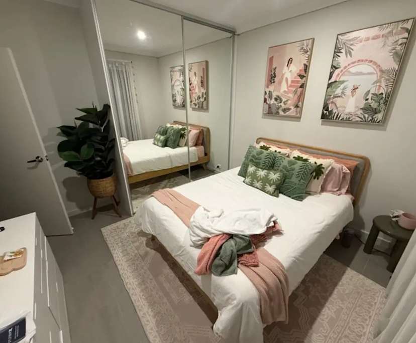 Unfurnished room with own bathroom