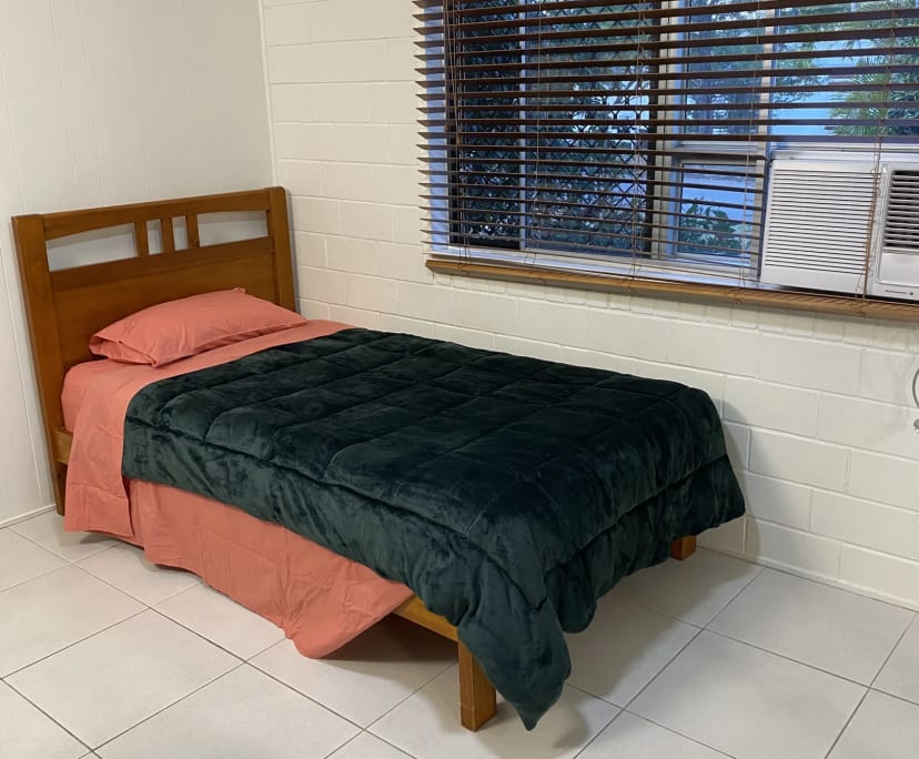 $175, Share-house, 4 bathrooms, Douglas QLD 4814