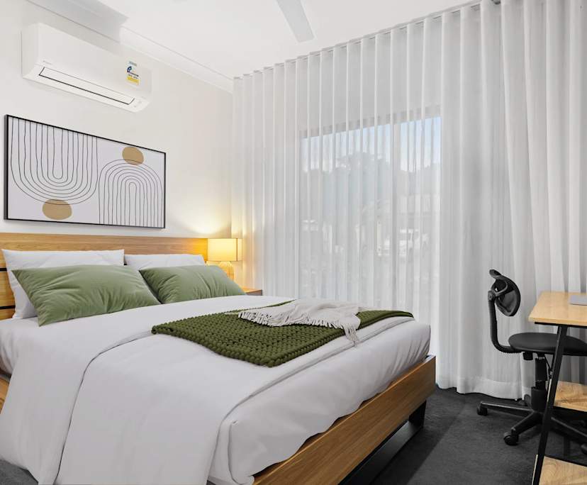 $650, Homestay, 4 bathrooms, Smithfield QLD 4878