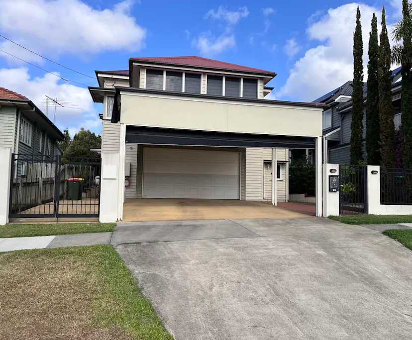 $330-360, Share-house, 2 rooms, Camp Hill QLD 4152, Camp Hill QLD 4152
