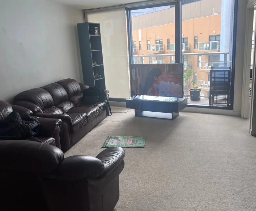 Furnished room in a flatshare