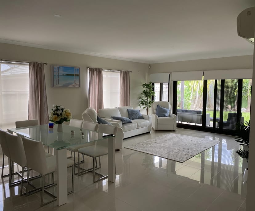 $300, Share-house, 4 bathrooms, Ormeau Hills QLD 4208