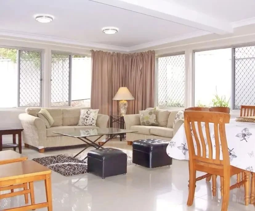 Furnished room in a share house