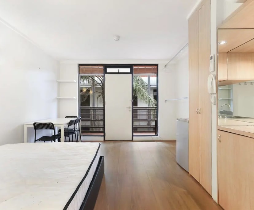$650, Studio, 1 bathroom, Elizabeth Bay NSW 2011