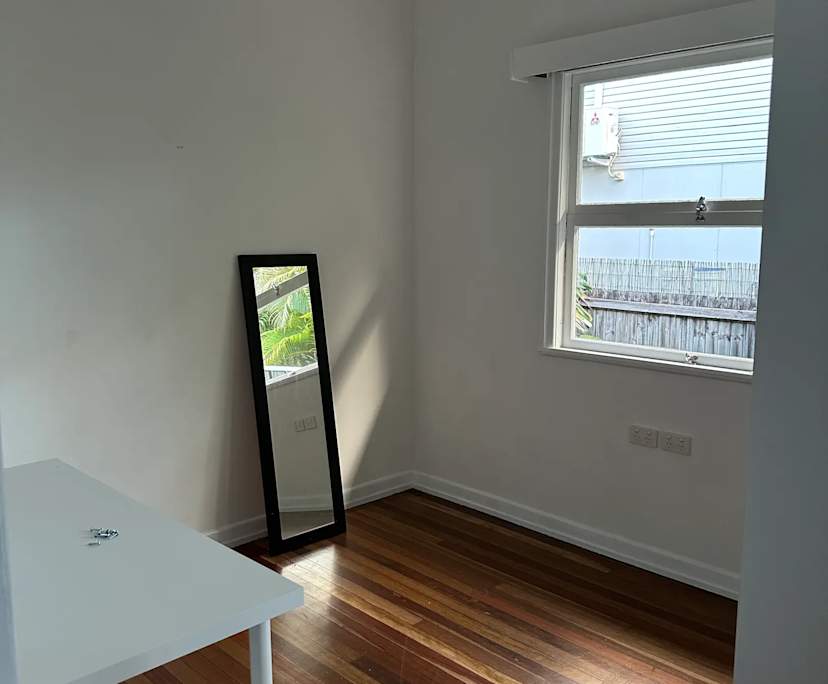 Unfurnished room in a share house