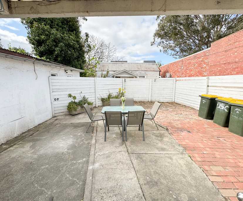 $350, Share-house, 6 bathrooms, Balaclava VIC 3183