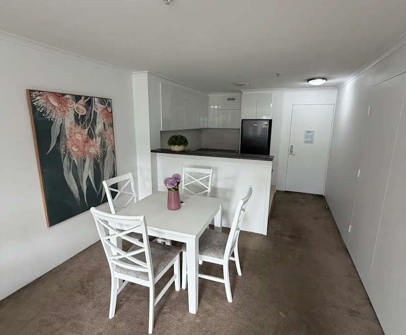 $600, 1-bed, 1 bathroom, Braddon ACT 2601