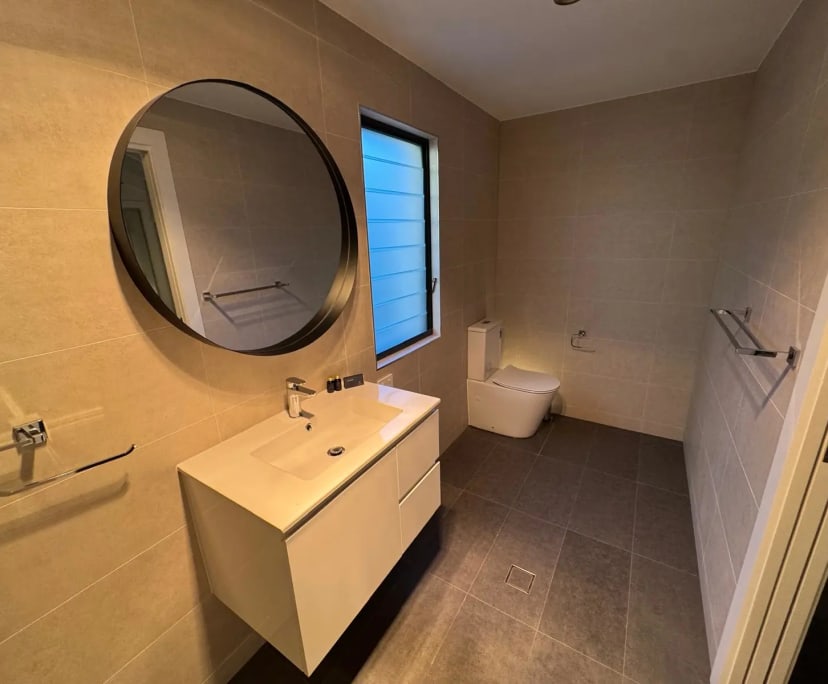 $750, Share-house, 5 bathrooms, Mermaid Waters QLD 4218