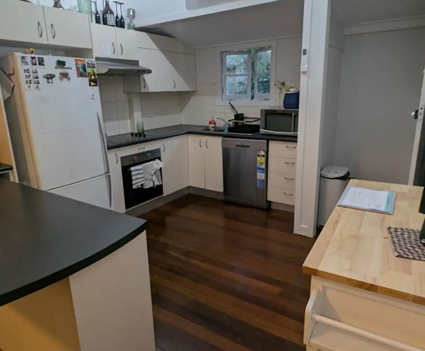 $250, Share-house, 3 bathrooms, Clayfield QLD 4011