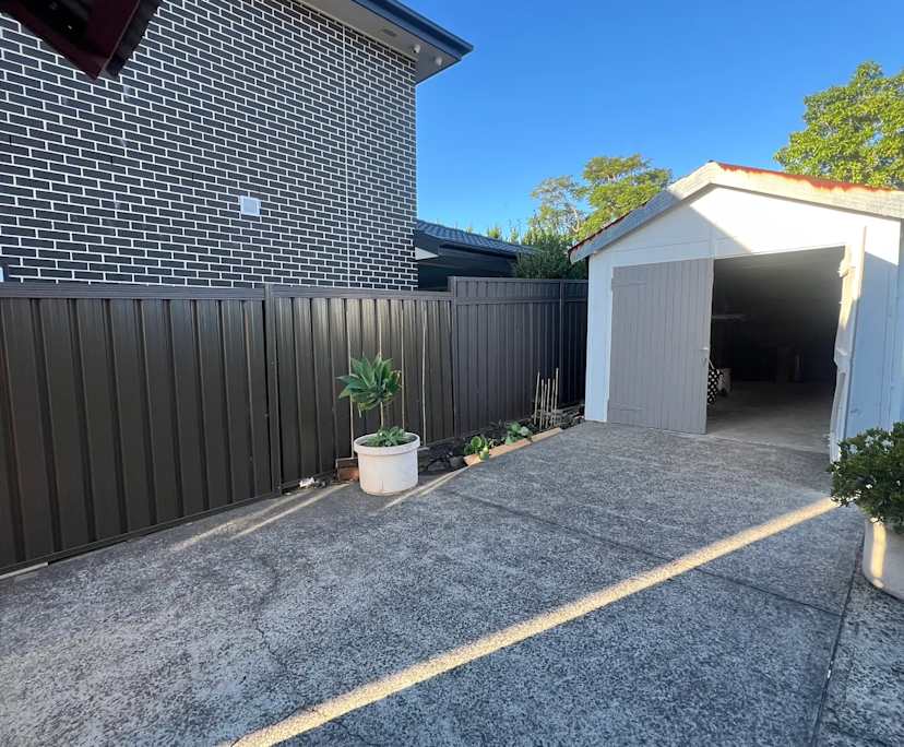 $1,300, Homestay, 2 bathrooms, Kingsgrove NSW 2208