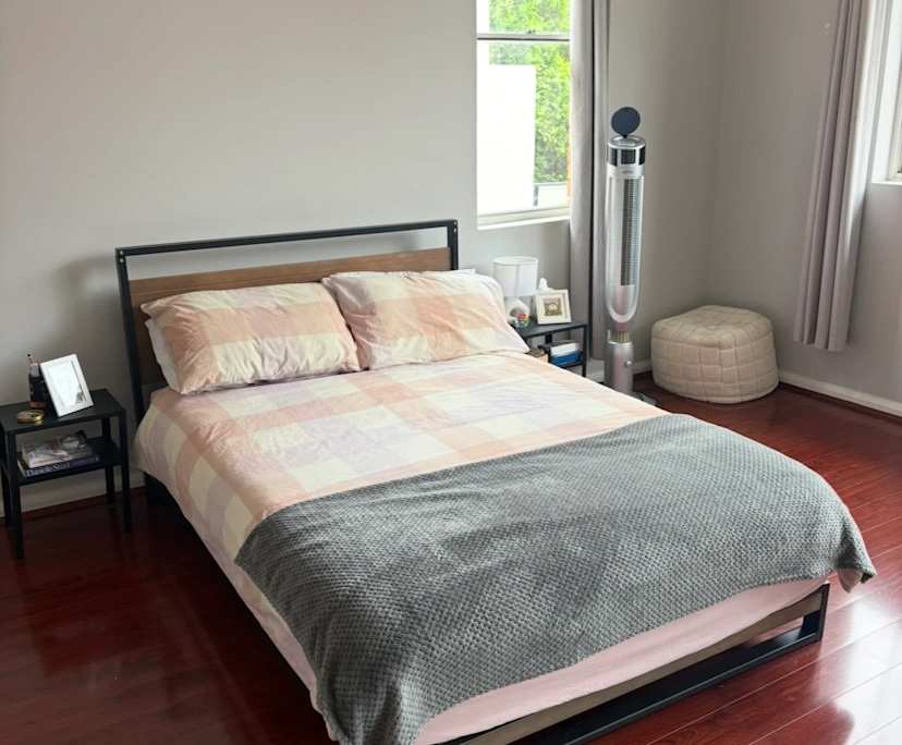 Furnished room with ensuite in a share house