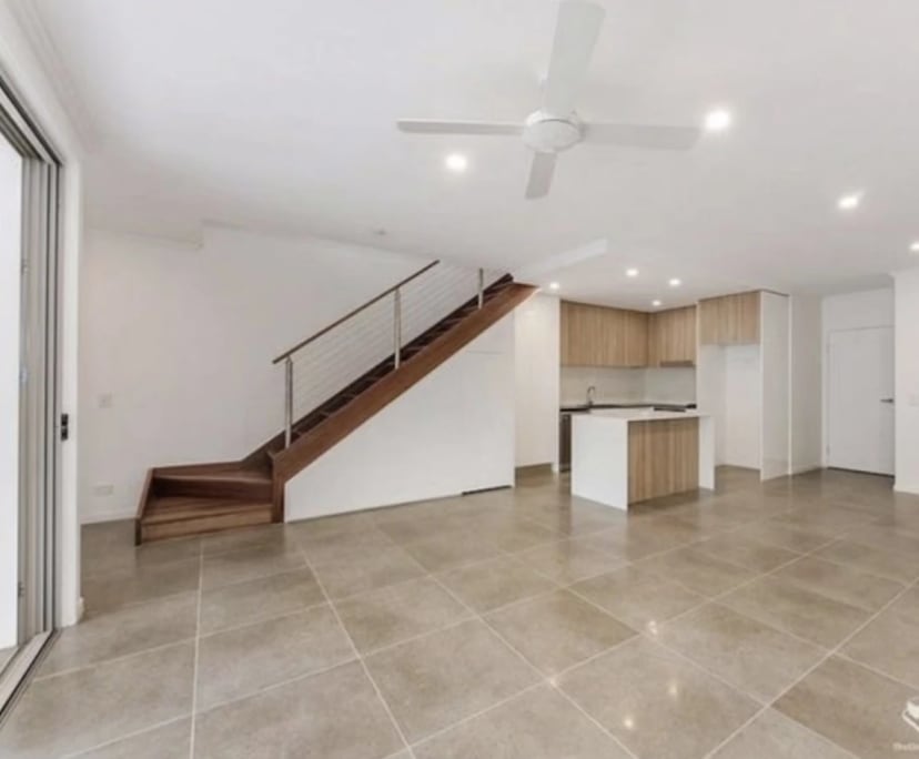 Unfurnished room in a share house