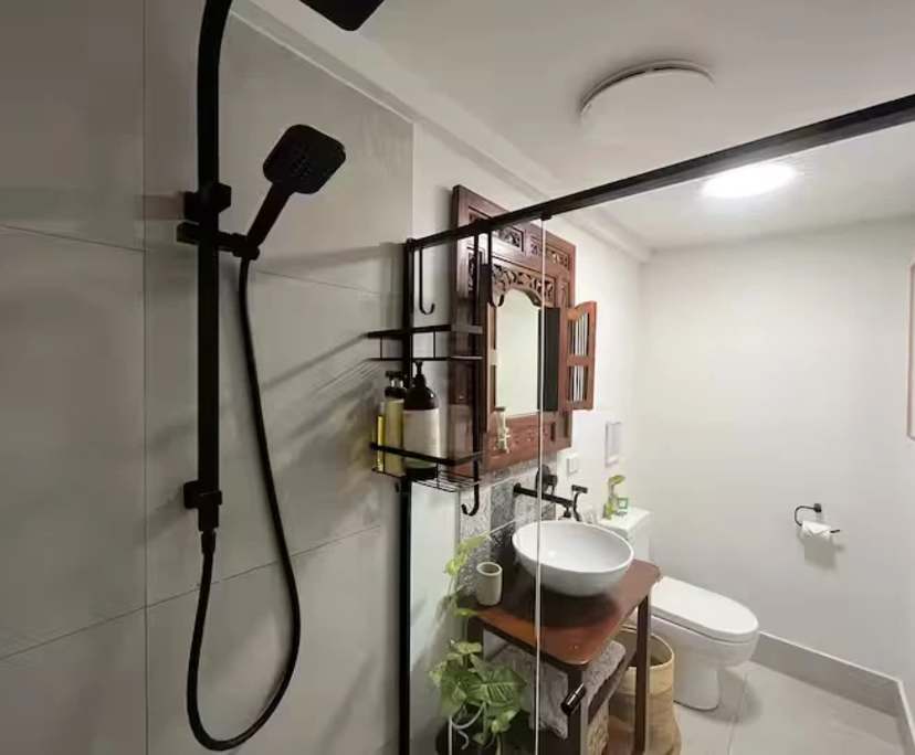 $650, Whole-property, 2 bathrooms, Kiels Mountain QLD 4559