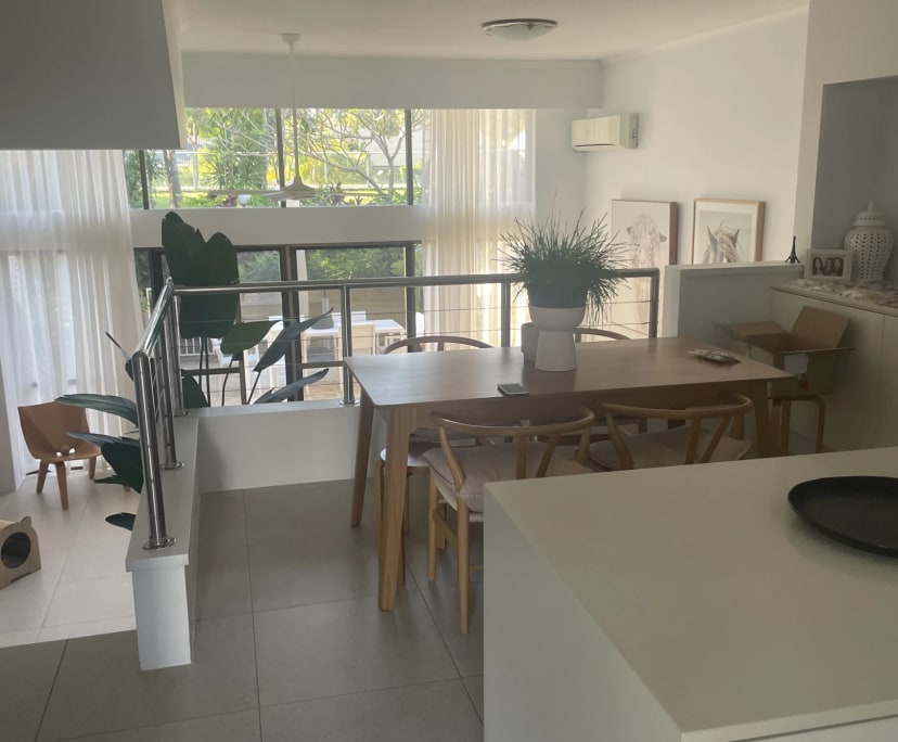 $450, Share-house, 3 bathrooms, Bundall QLD 4217