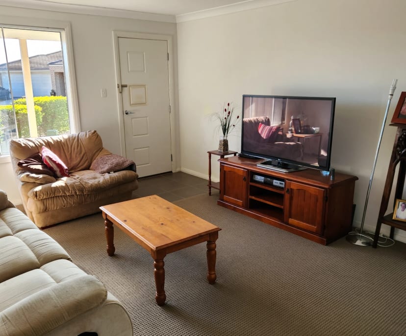 $280, Share-house, 3 bathrooms, Anambah NSW 2320