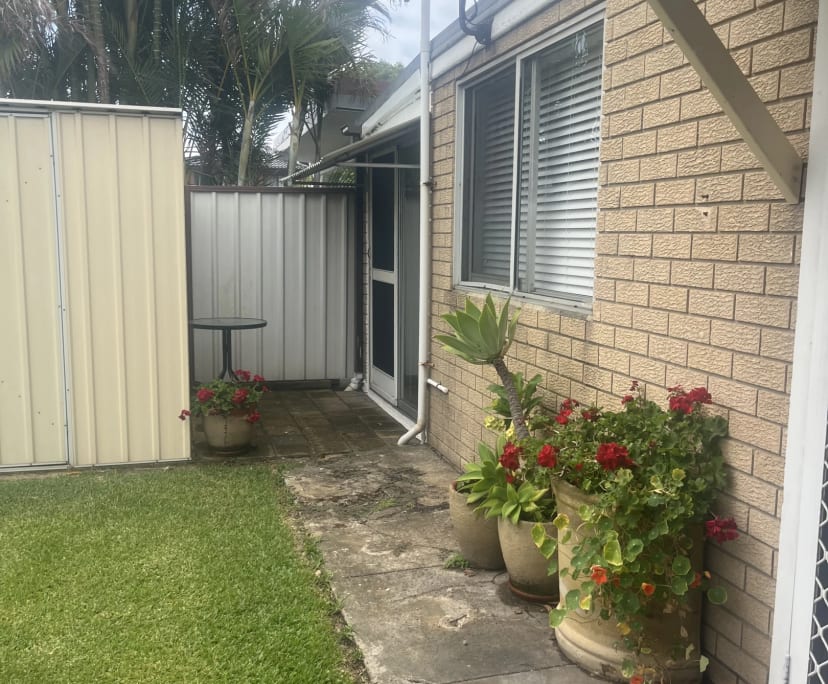 Unfurnished room granny flat for rent